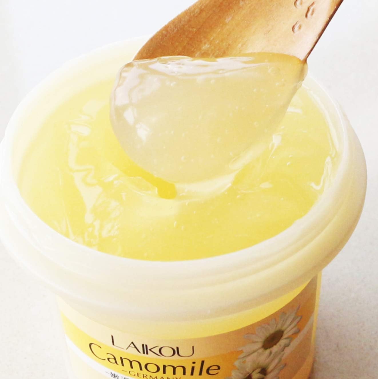 LAIKOU Deep Cleansing Facial Scrub with Camomile Extract - Natural Organic Exfoliating Cream