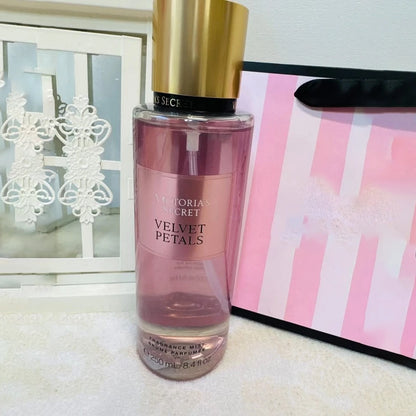 معطرات الجسم من فيكتوريا سيكريت (الأصلية)