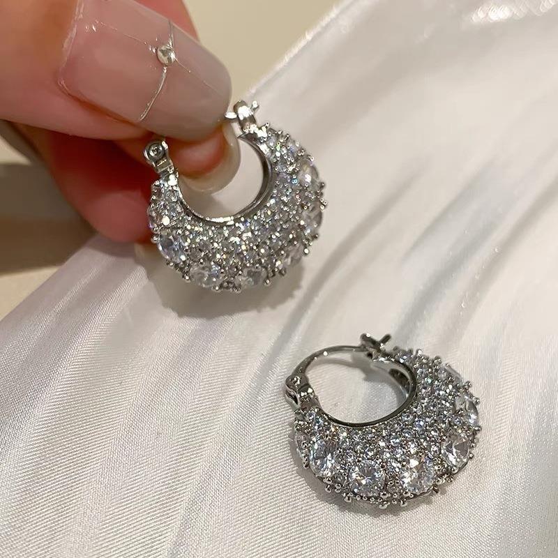 Micro Inlaid Zircon Bag Ear Buckle All-matching