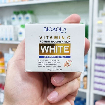 Bioaqua - فيتامين C يغذي العناية بالبشرة