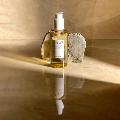 Madagascar Centella Light Cleansing Oil