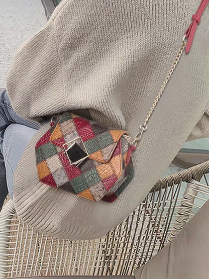 Stylish Textured Stitching Chain Small Square Bag